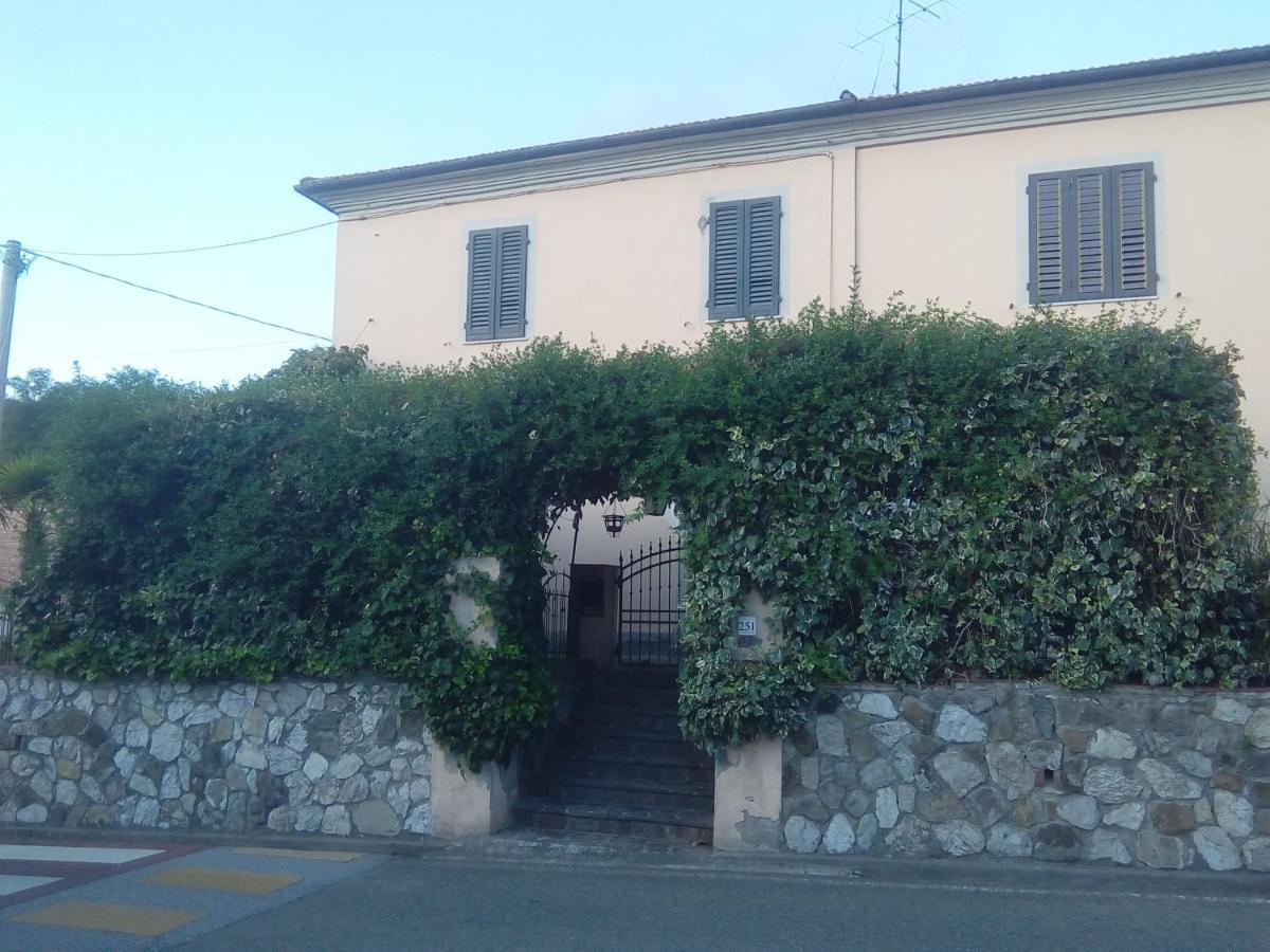 Hotel Terre Di Creta...Per Sognare Pomaia Exteriér fotografie